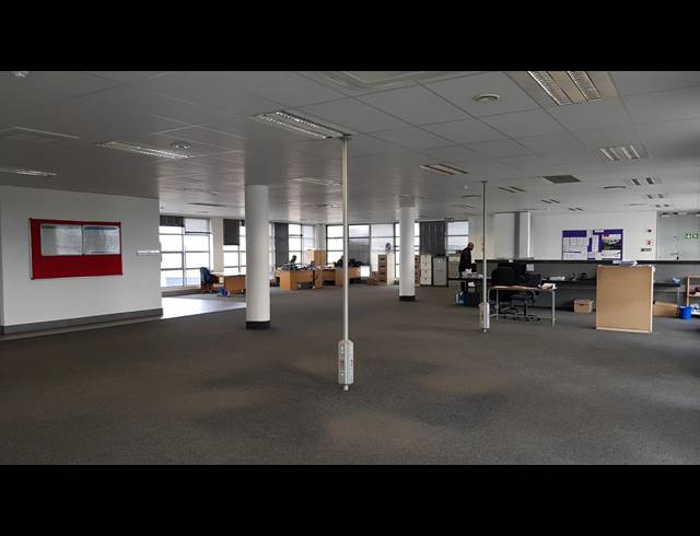 511M² OFFICE TO LET IN KRAAIFONTEIN INDUSTRIA